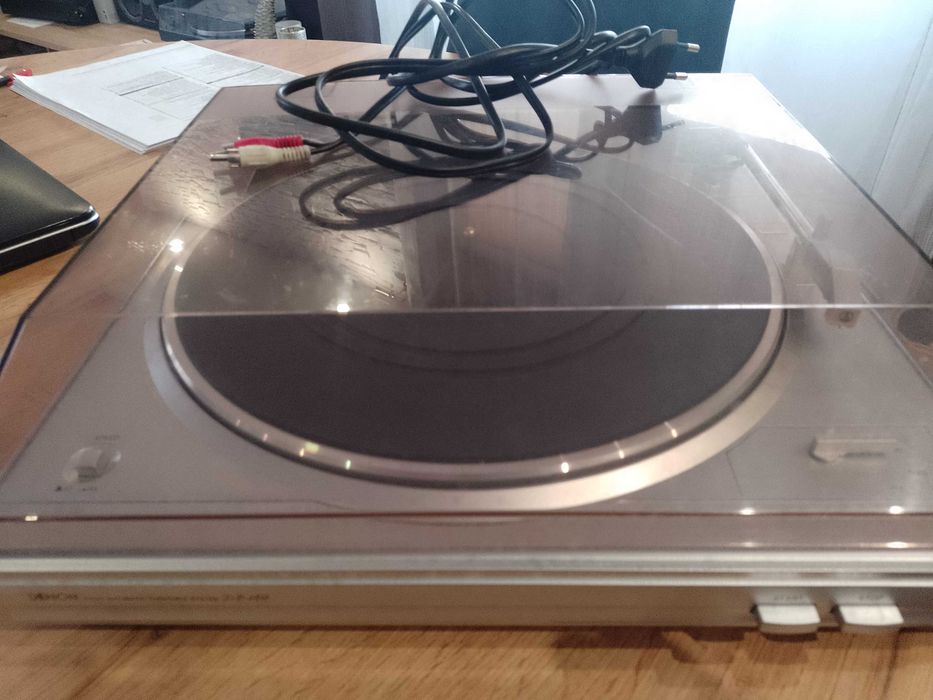 Gramofon denon dp 29f