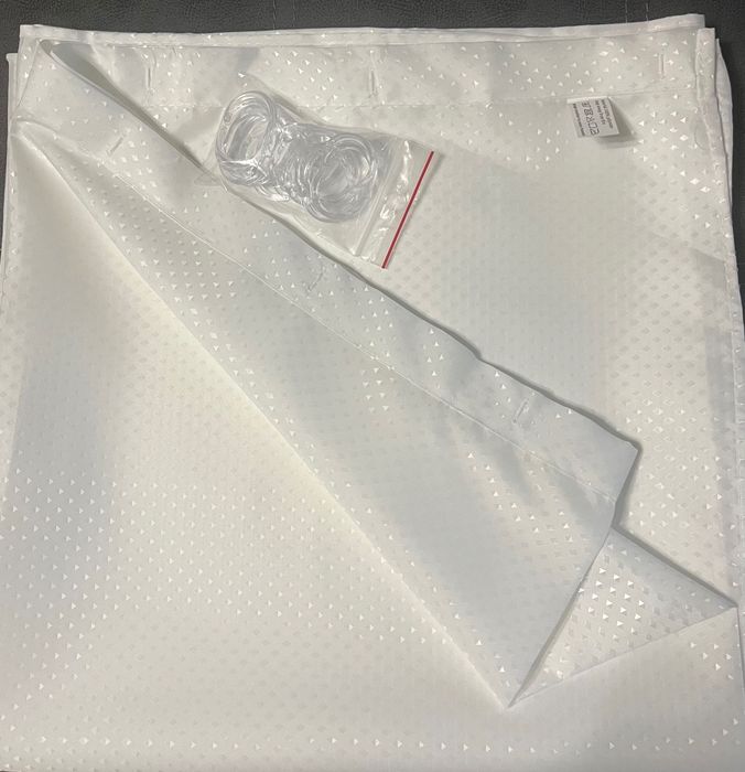 Шторка у ванну кімнату