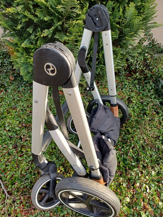 Cybex Balios S 3w1 Exclusive szary