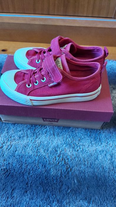 Calçado n 33 em muito bom estado