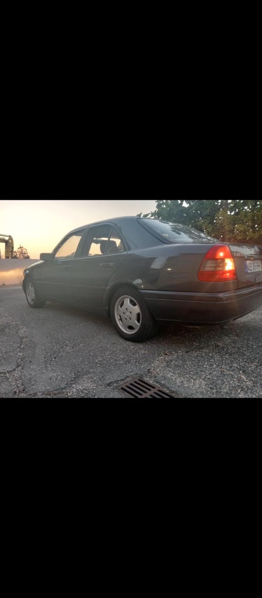 Nova entrada Mercedes Benz c220