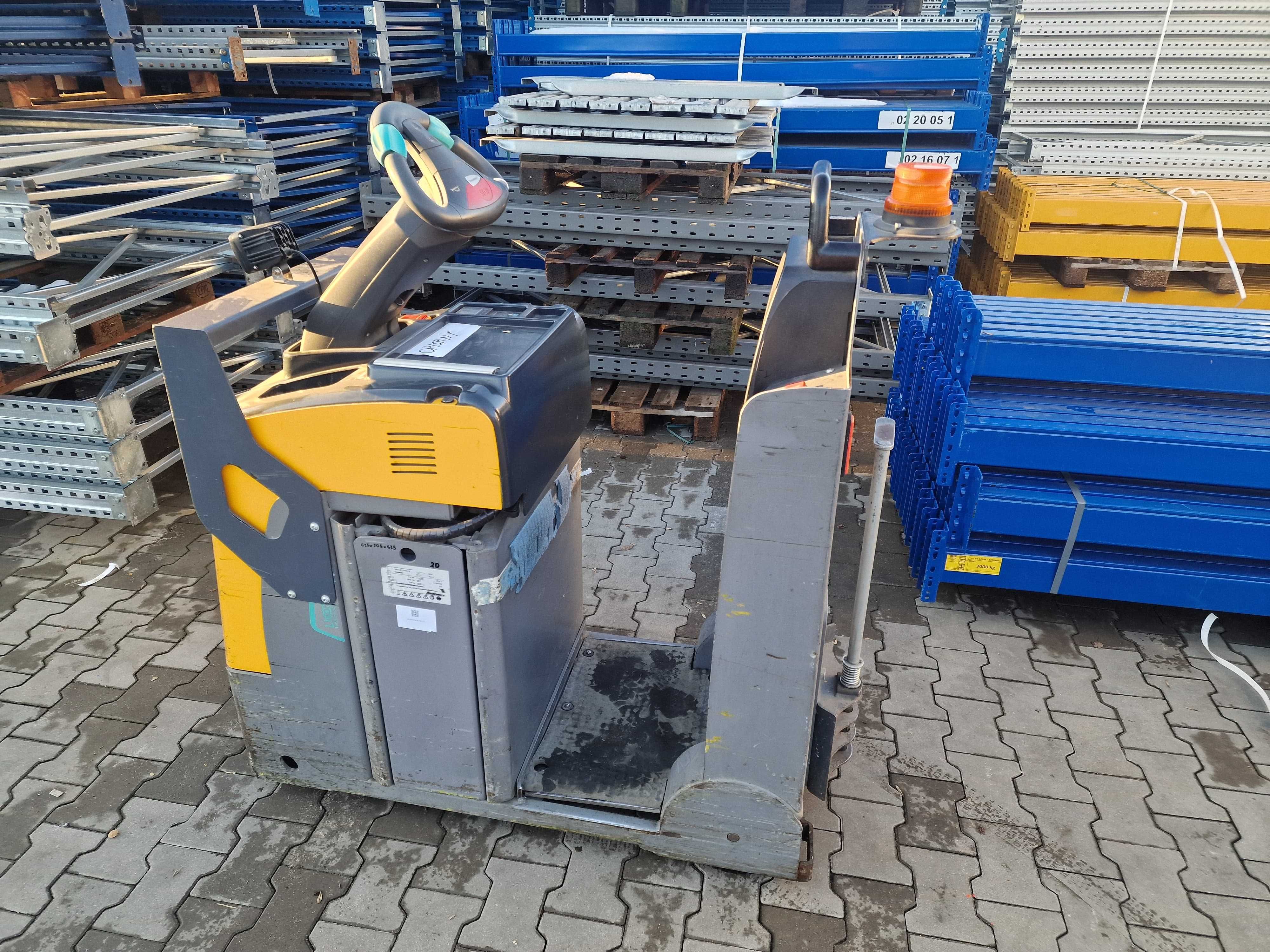 Ciągnik pociąg logistyczny Jungheinrich EZS 130 Li-ion