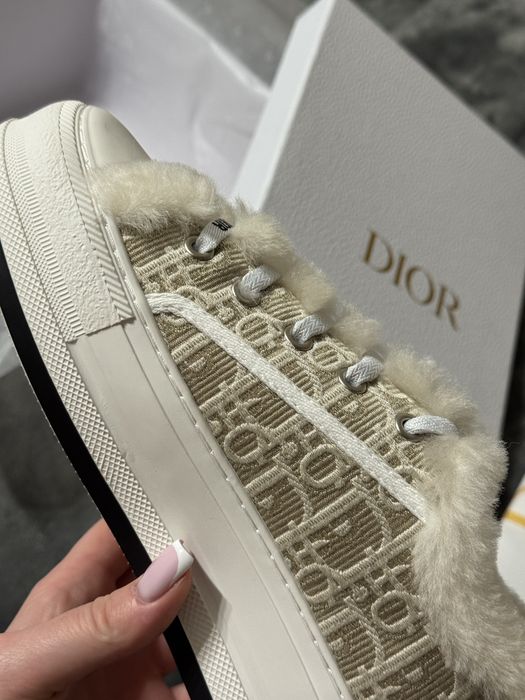 Карамельні Dior кеди зимові