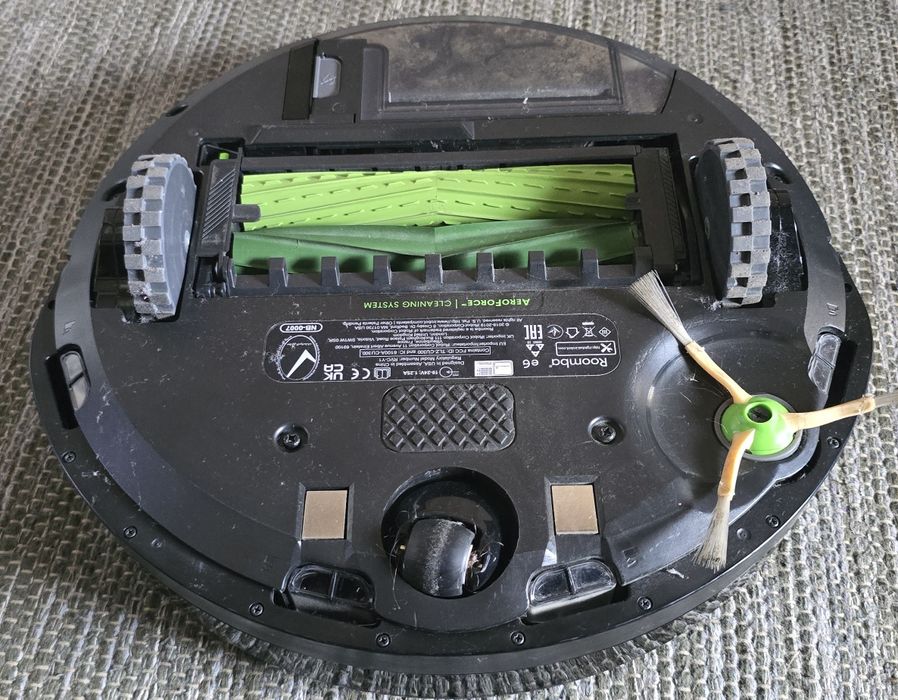 Aspirador iRobot Roomba e5