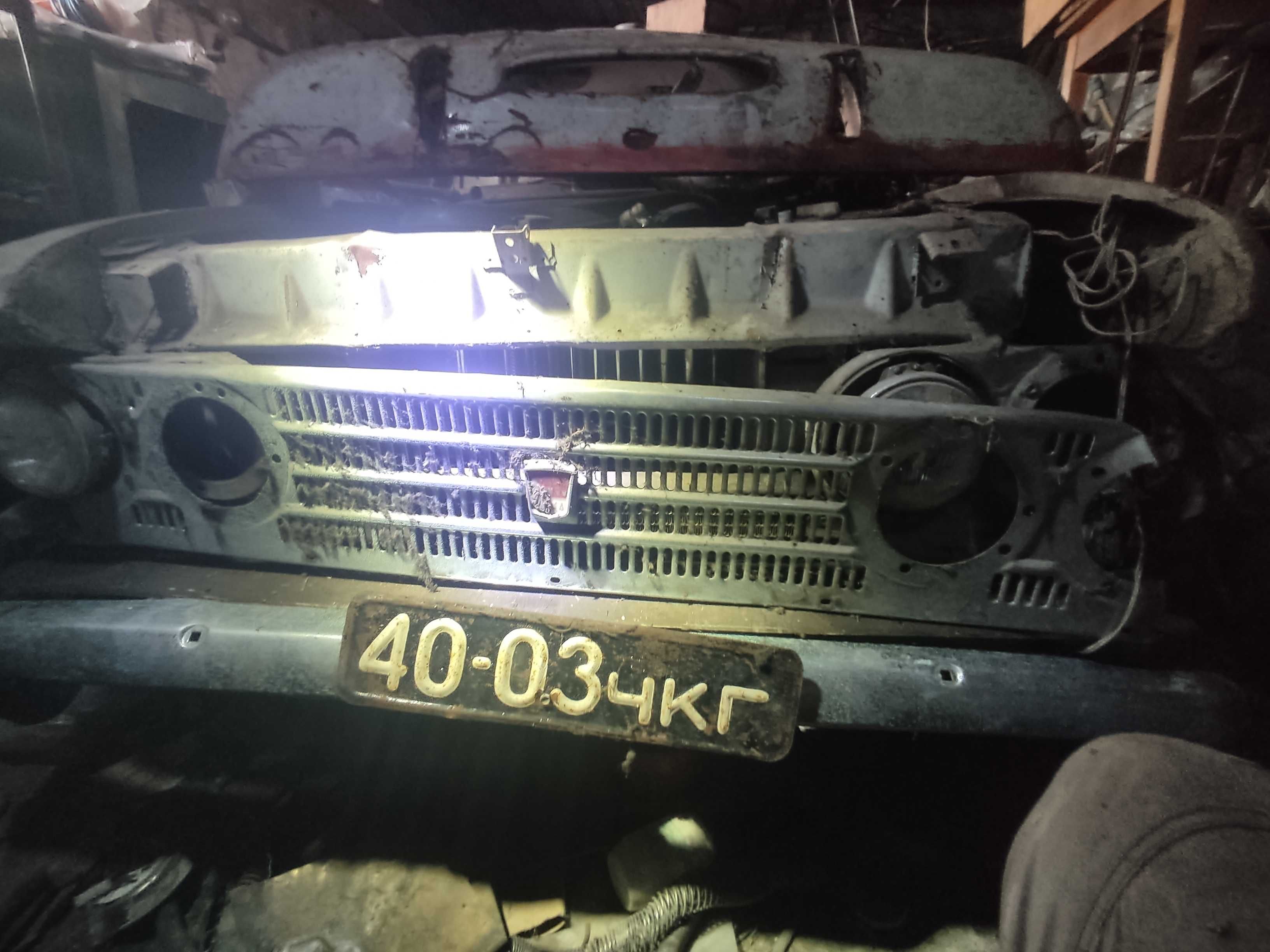 Двигун  та запчастини до автомобіля Москсвич-408 Е .