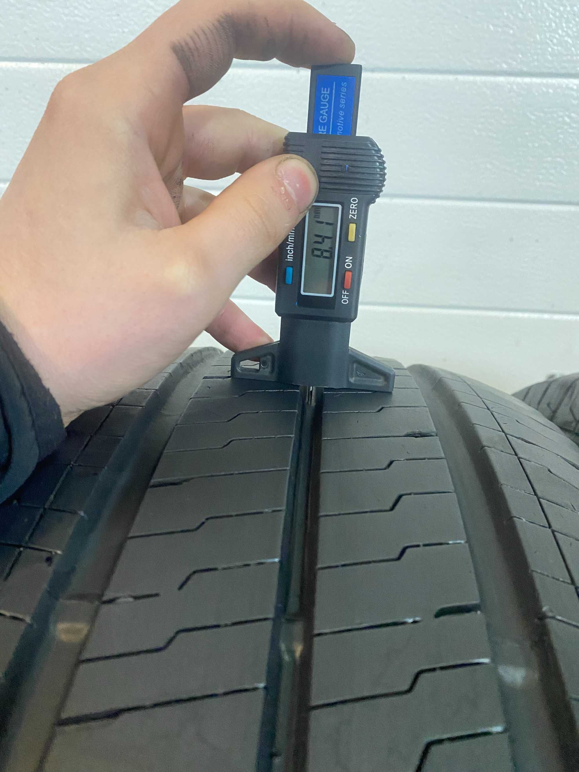 4x 235/65 R.16C 115/113R Continental VanContact Eco BUS Wzmacniane