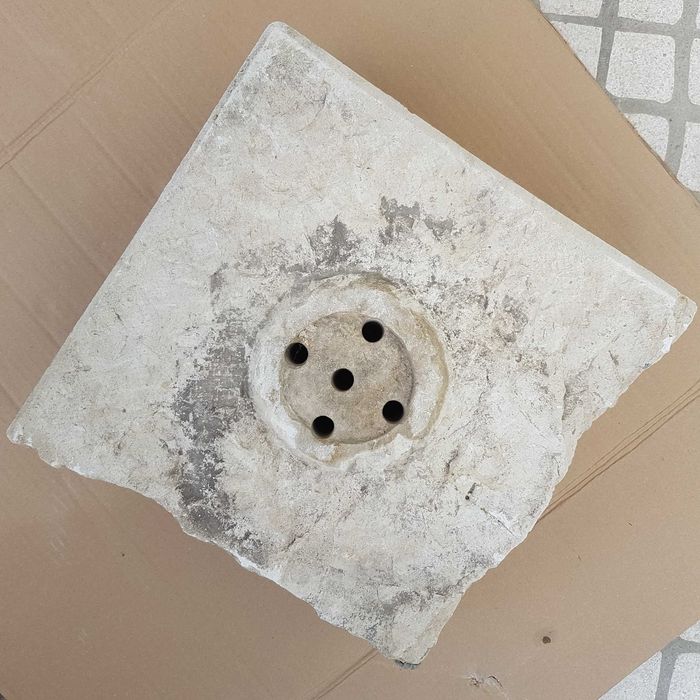 Bebedouro em mármore