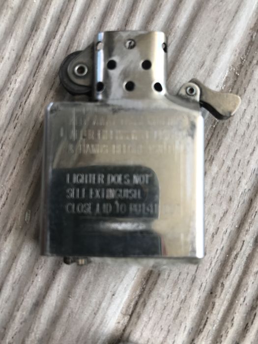 Zippo USA dezembro de 2000
