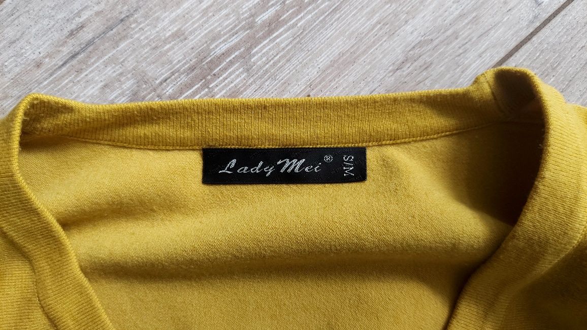 Sweterek firmy Lady Mei