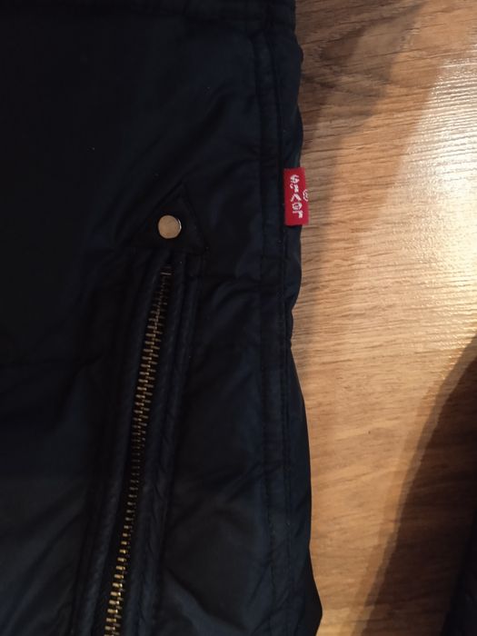 Чоловіча куртка ..