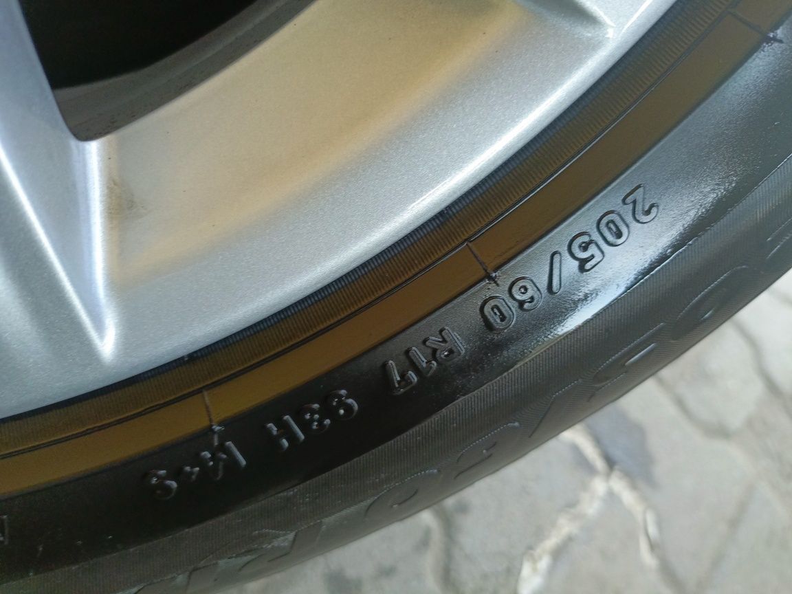 Koła aluminiowe zimowe BMW 205/60/17 Pirelli 5x112