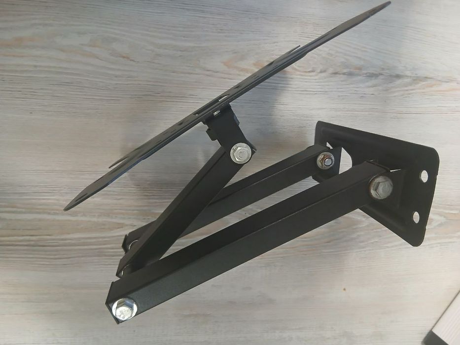 Кріплення для монітору та телевізора