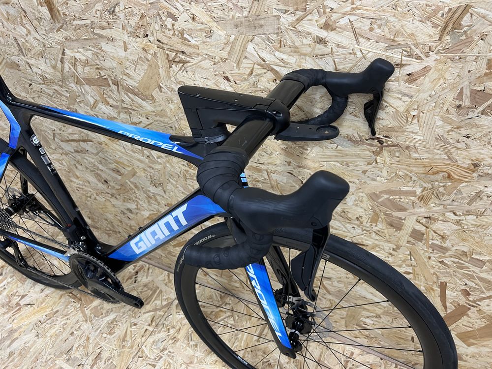 Bicicleta disco Giant Propel SL - Shimano Di2 12v - Rodas carbono