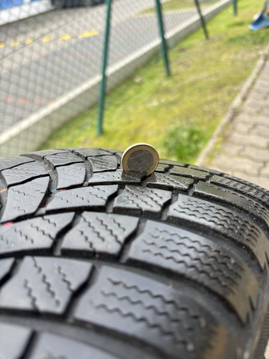 Bridgestone blizzak  LM-001