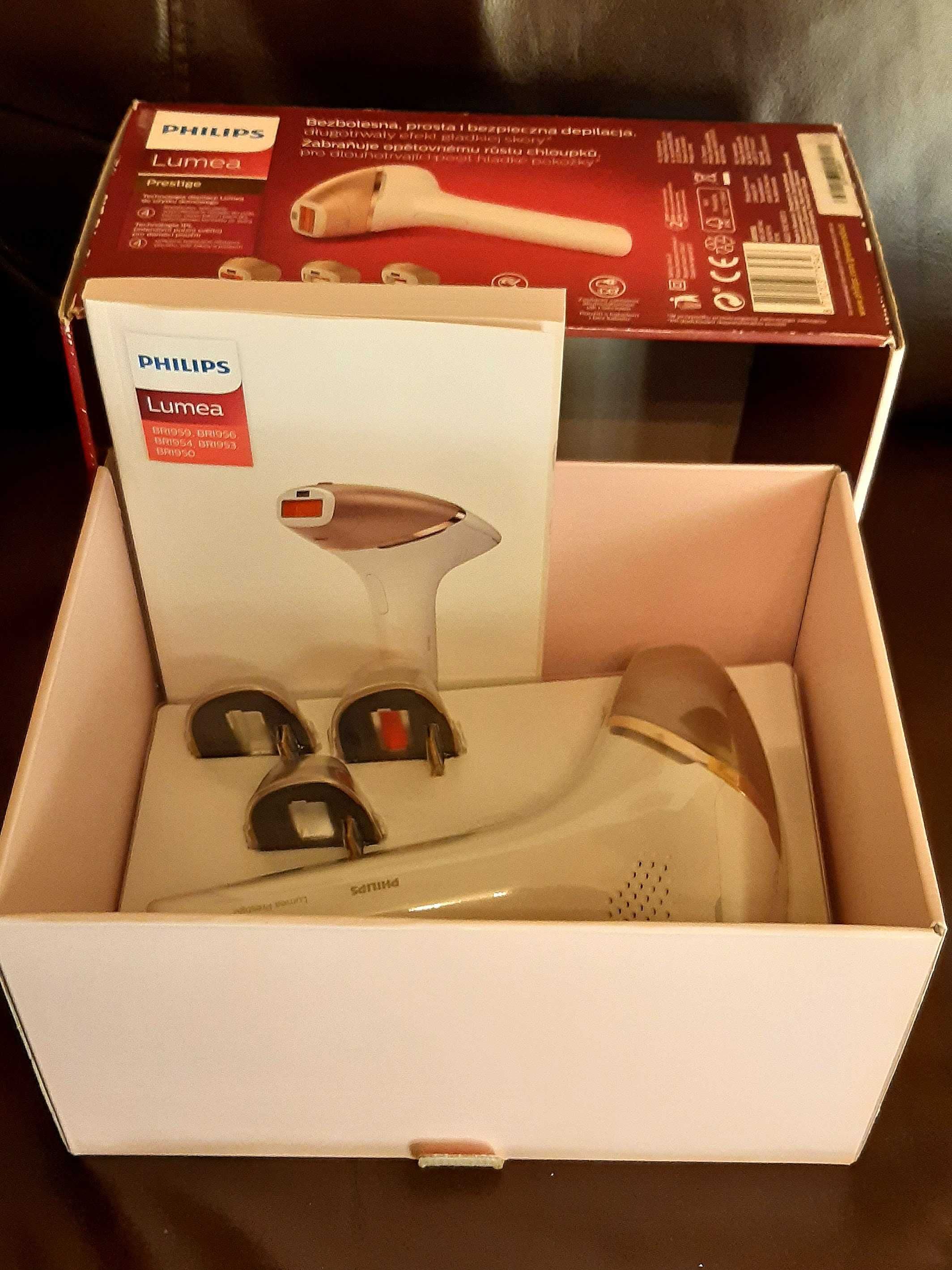 Фотоепілятор Philips Lumea Prestige BRI956/00 (4 насадки)