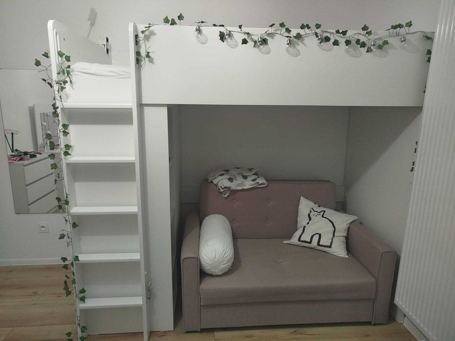 Ikea Łóżko Na Antresoli Biało-różowe z rozkladaną kanapą
