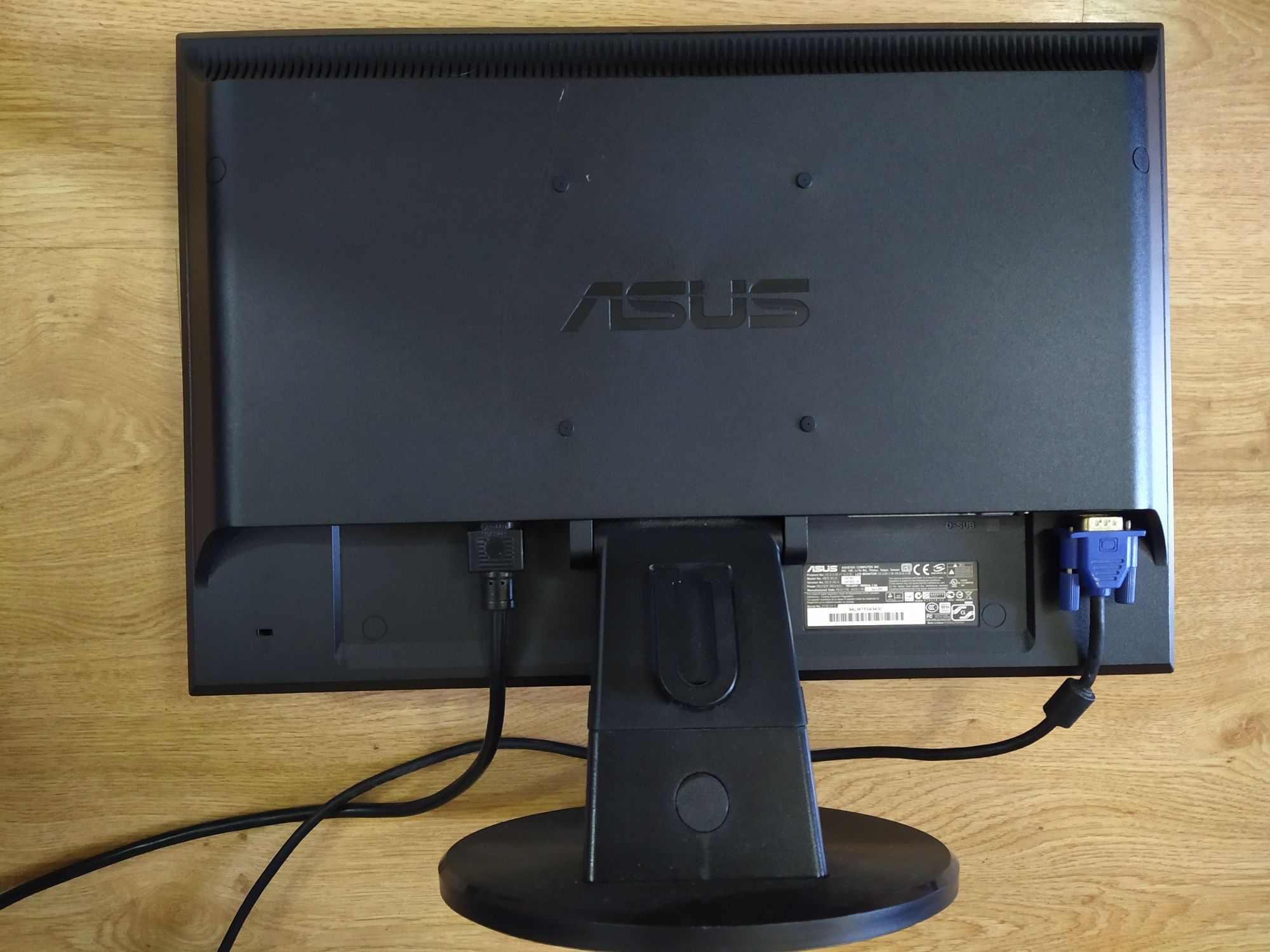 Monitor Asus 19"