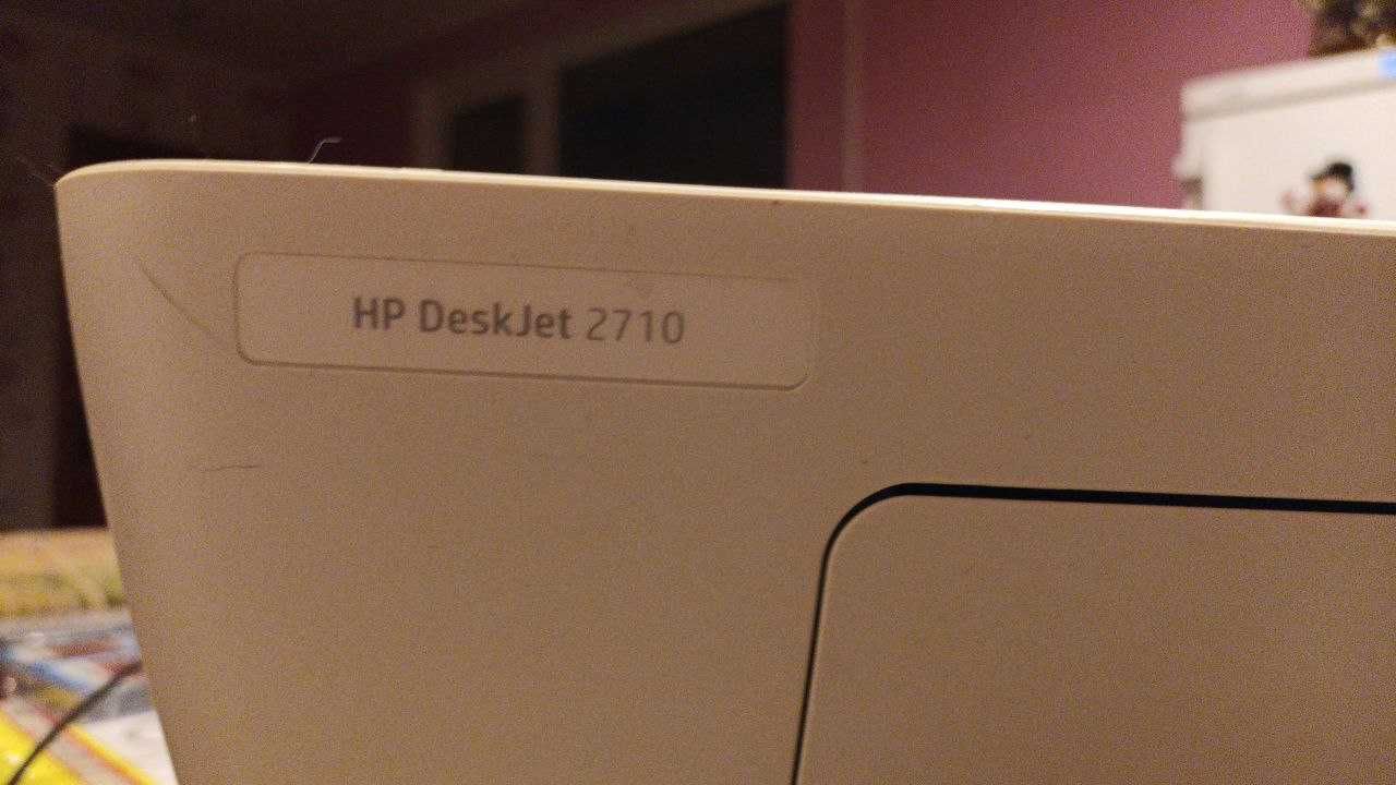 БФП HP DeskJet 2710