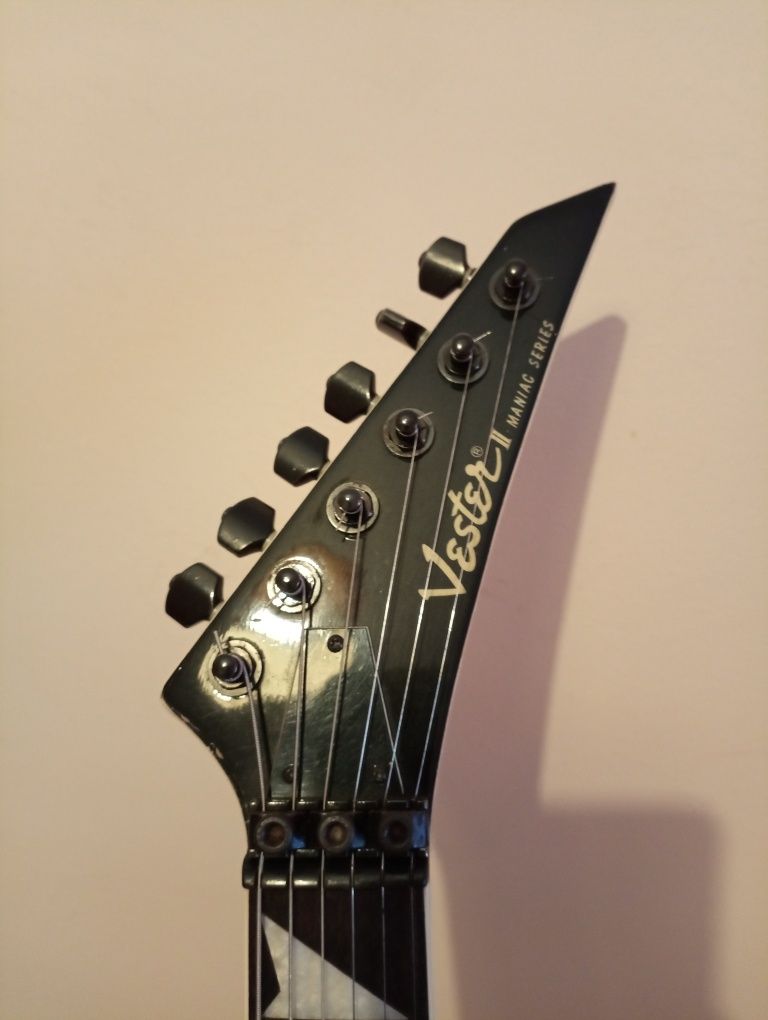 Guitarra Vester Maniac 1987 + Seymour Duncan SH-11