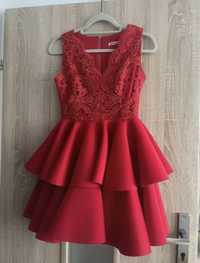 Sukienka czerwona wieczorowa