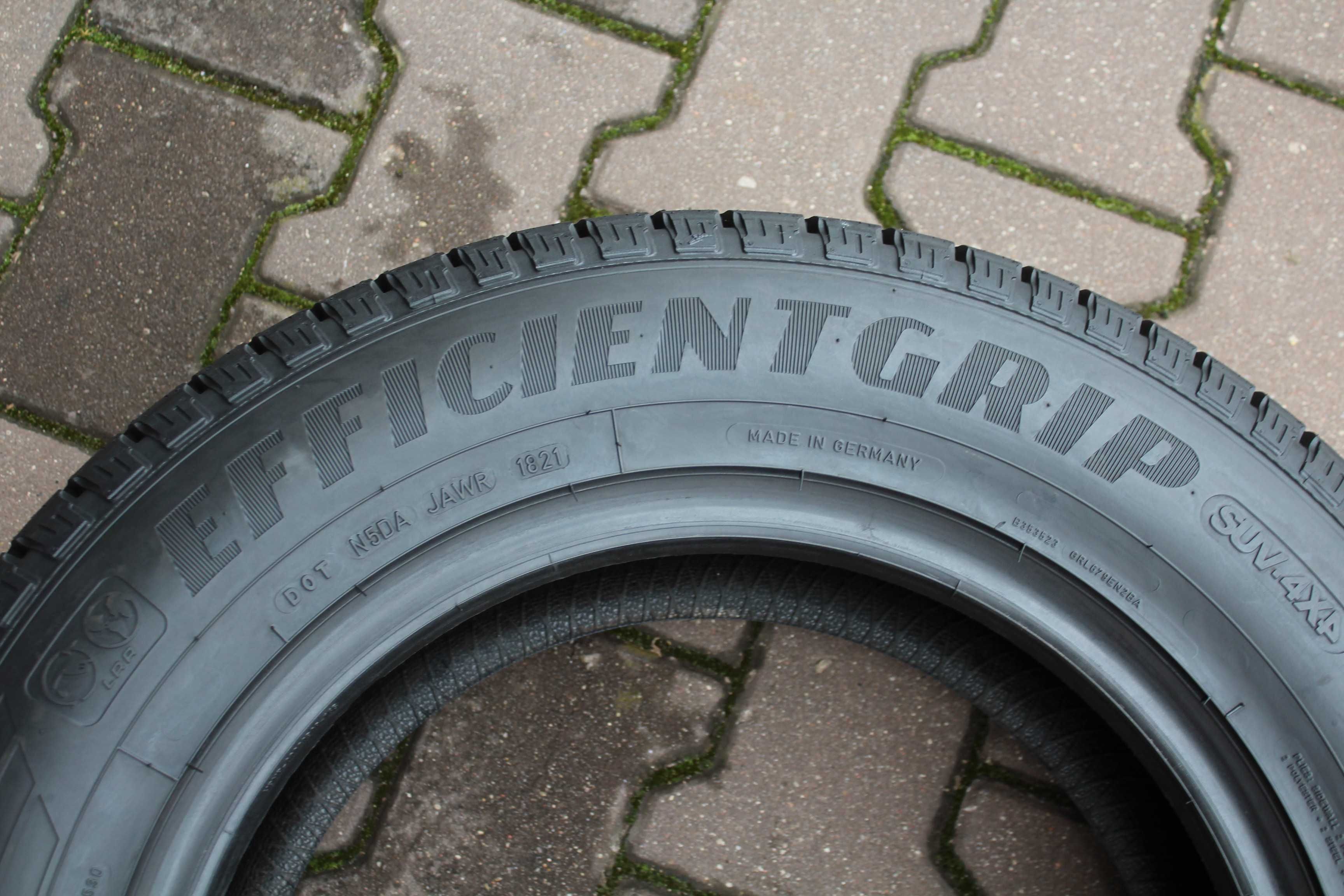 215 70 R16 Goodyear Efficentgrip SUV 4X4