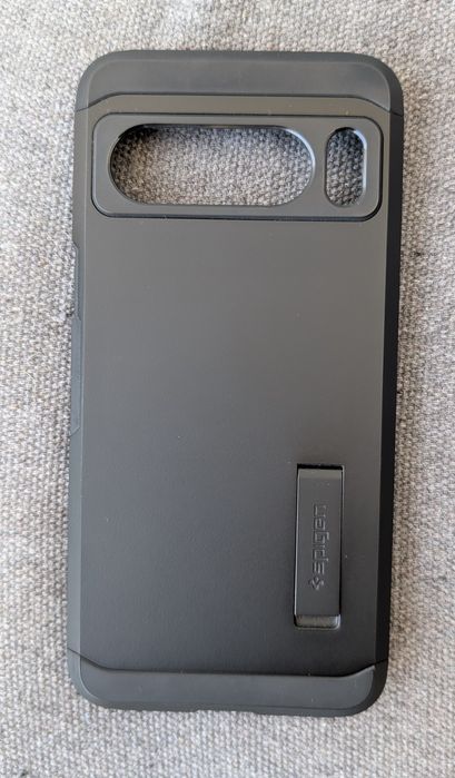 Spigen Tough Armor do Pixel 8 Pro