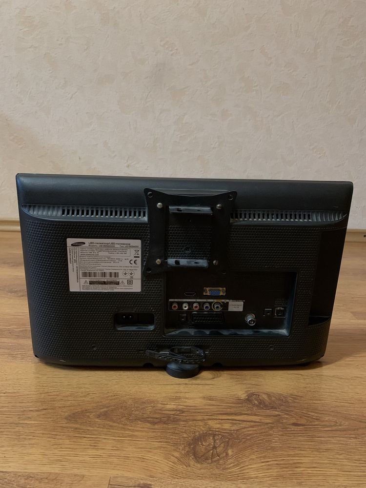 Телевізор Samsung UE19ES4000W
