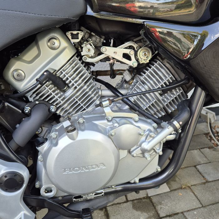 Varadero 125 xl wtrysk. Idealna , Import niemcy 1 ręka!