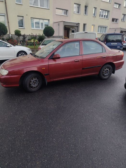 Sprzedam Auto KIA SHUMA 2001