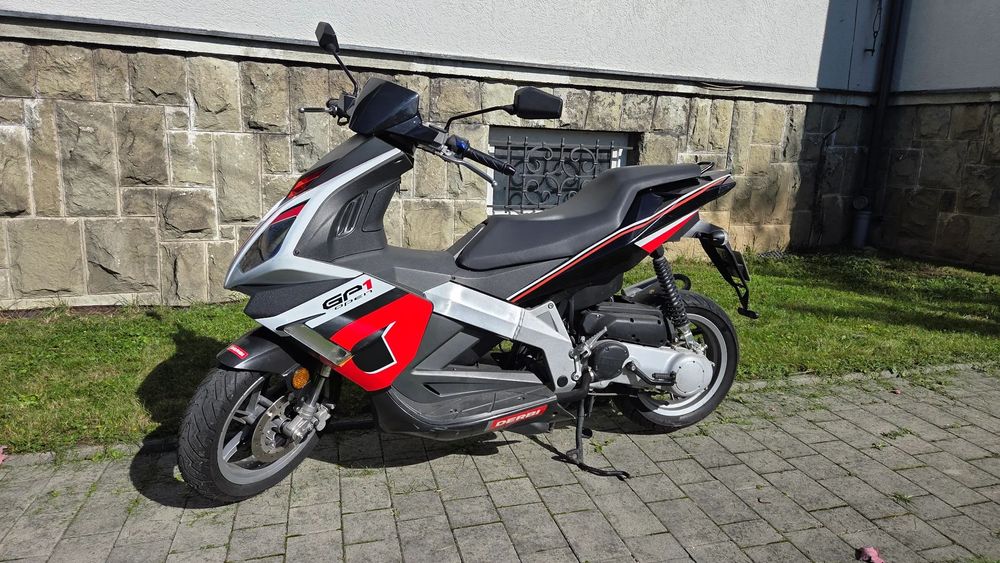 Derbi GP1 Skuter DERBI GP-1 Open