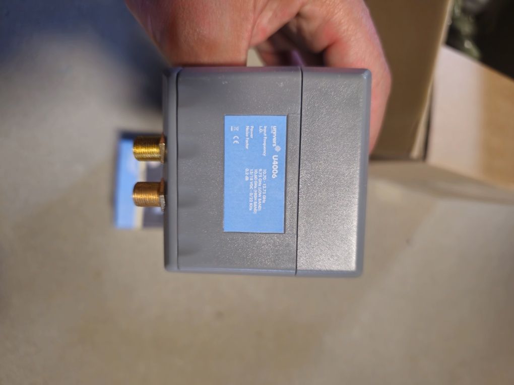 Konwerter Satelitarny TWIN Uniwersal 2xLNB