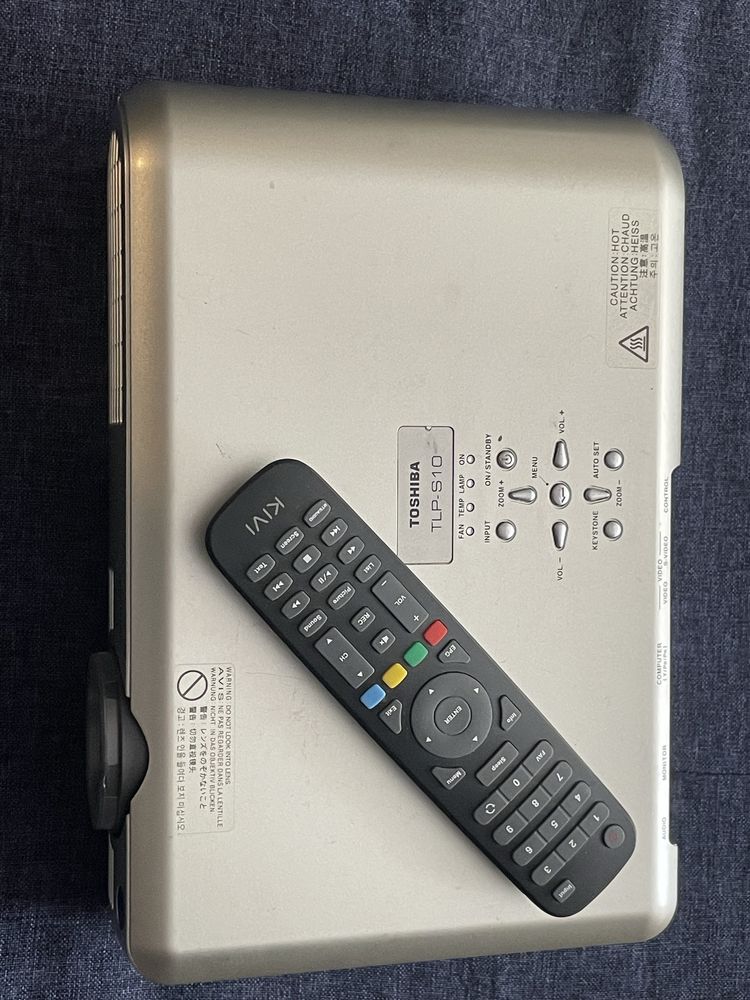 Проектор Toshiba TLP-S10