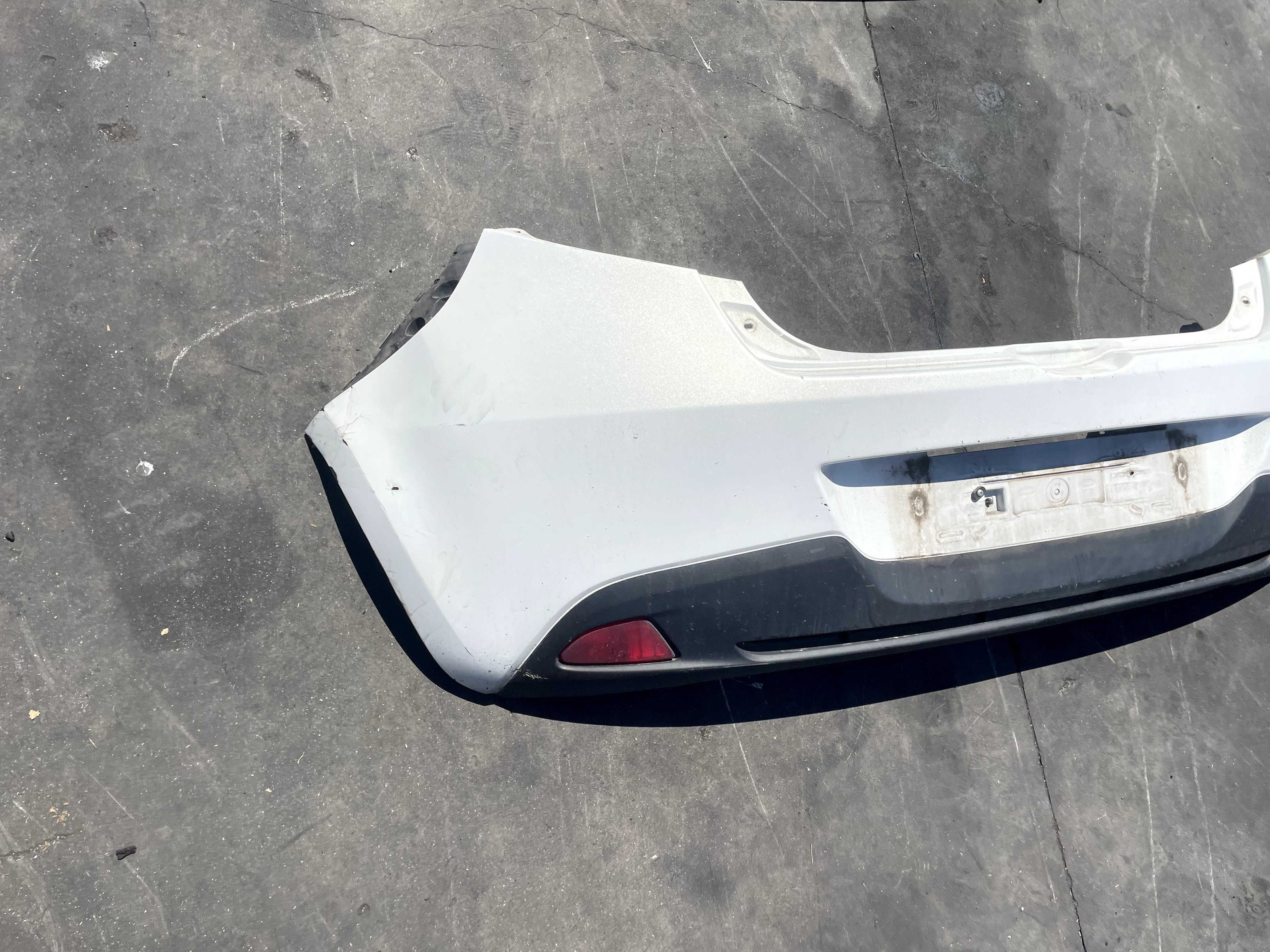 Mazda 2 II DE Kompletny zderzak tylny tył