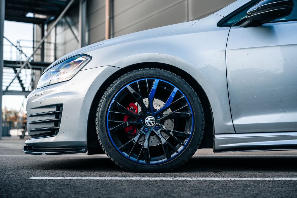 Volkswagen Golf VII 1.6 Look GTI