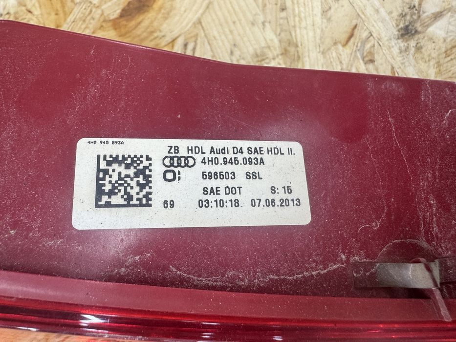 Фонари Audi A8 D4 дорест в наличии