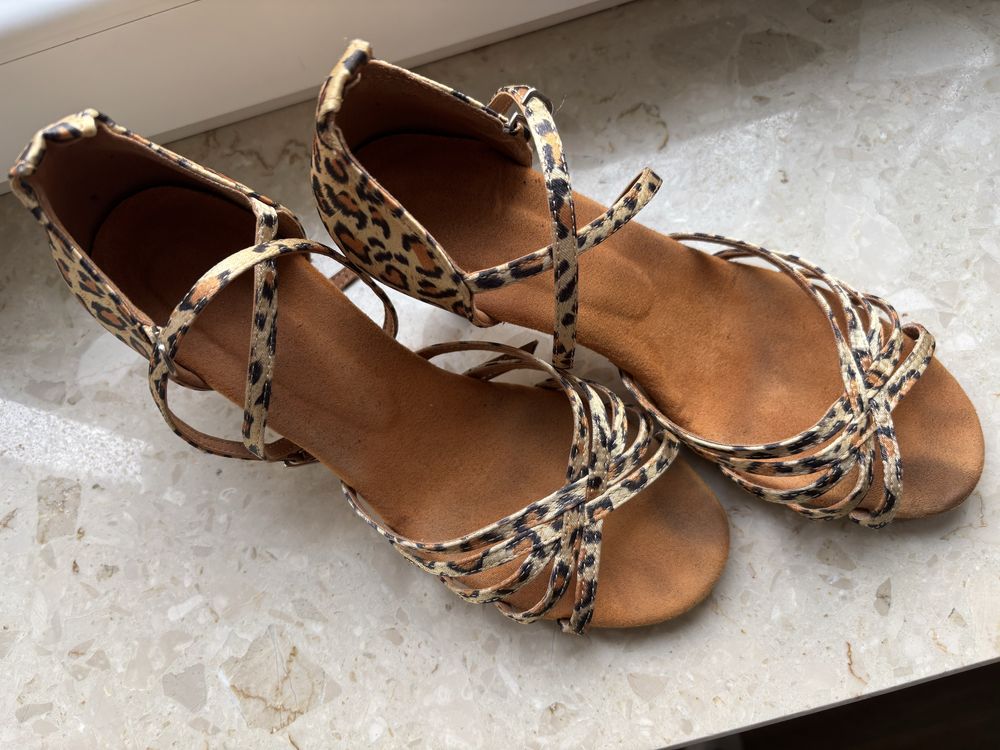 Buty taneczne sportowe latino towarzyski high heels w panterke