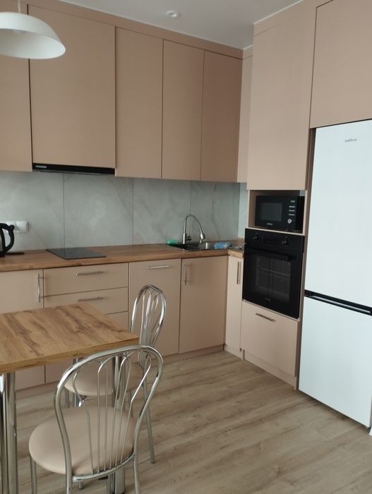 Здаю власну 1 кімнатну кв. в ЖК  Смарт Сіті