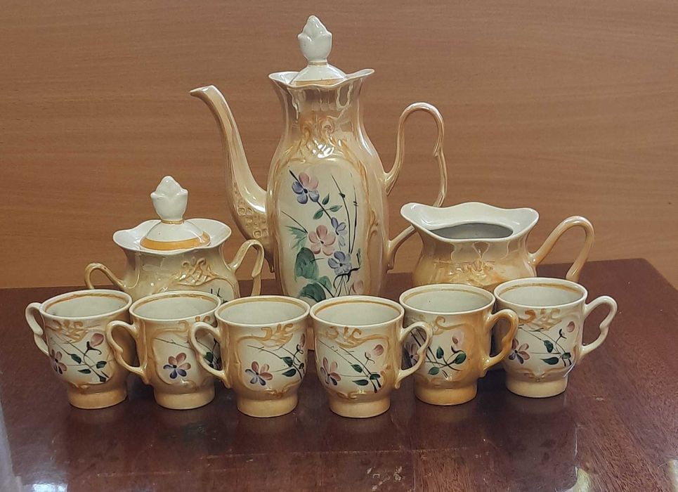 Продается кофейный сервиз