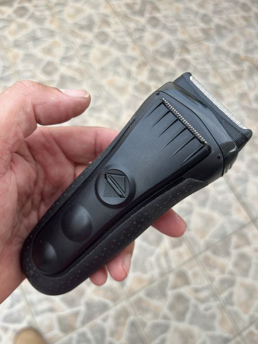 Maquina de barbear , Braun serie 3 .