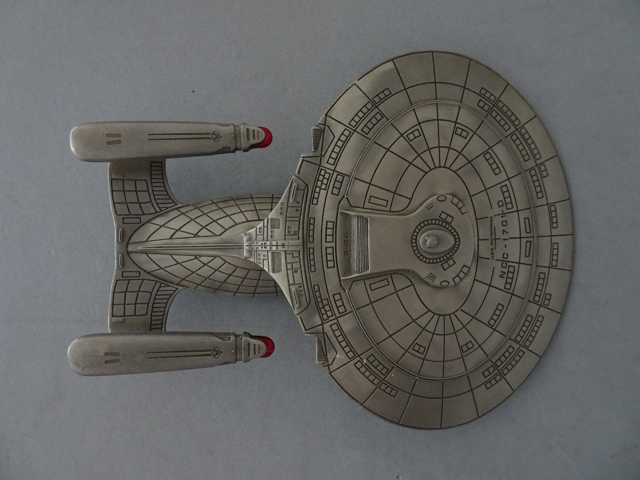 Nave Star Trek Enterprise NCC-1701-D 199 (metal)