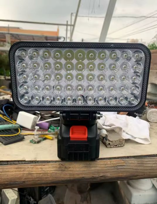 Lampa LED - Aku Makita