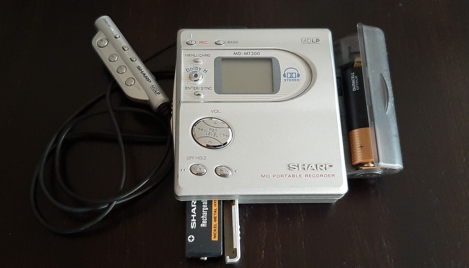 Odtwarzacz minidisc Sharp MD MT200H