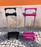 Troley para transporte de mochilas de criança