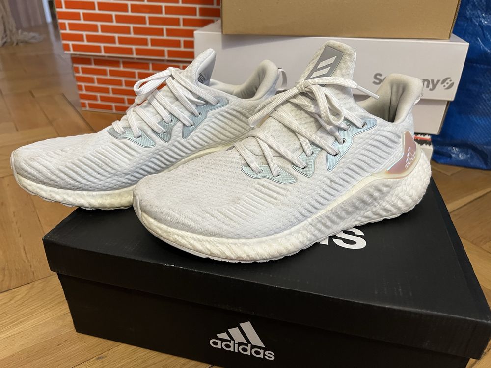 Buty Adidas Alphaboost 42.5
