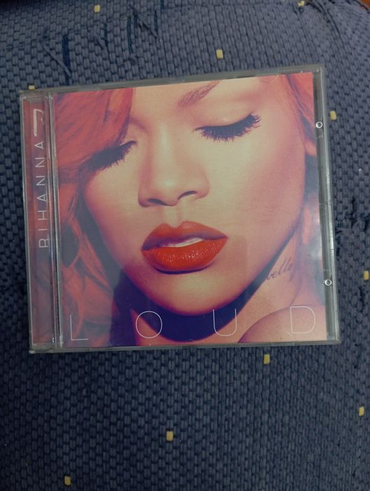 CD Loud - Rihanna