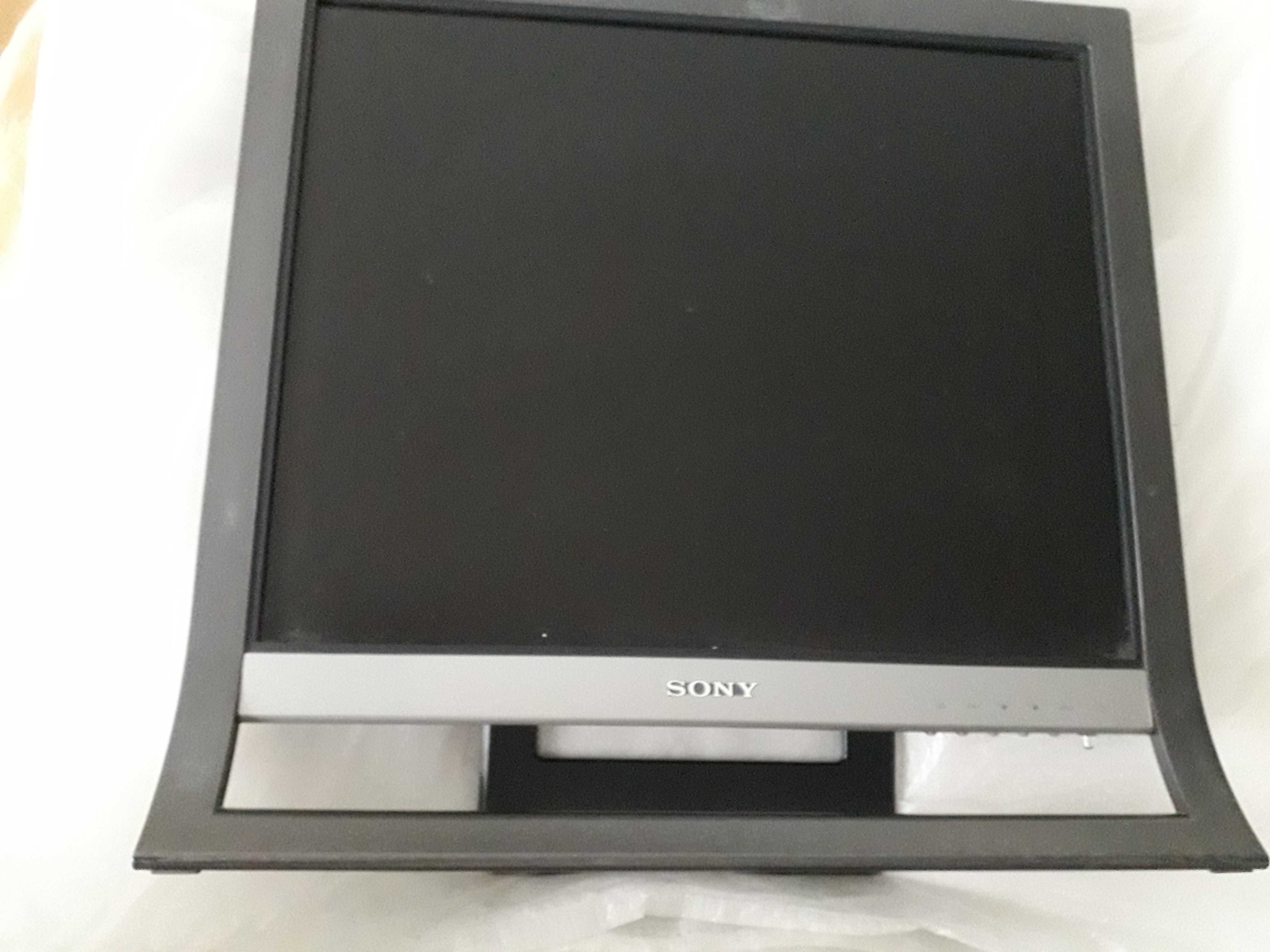монітор Sony 19", SDM-HS95 екран 3 на 4 з дорогих як тв