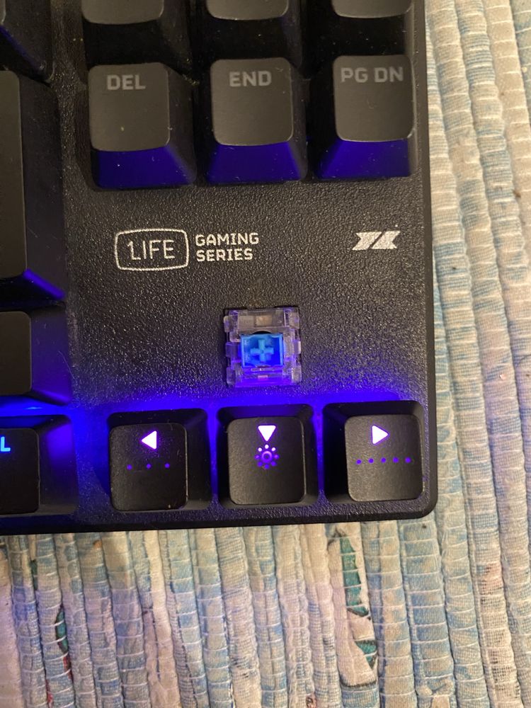 teclado GKB:MEKAN TKL