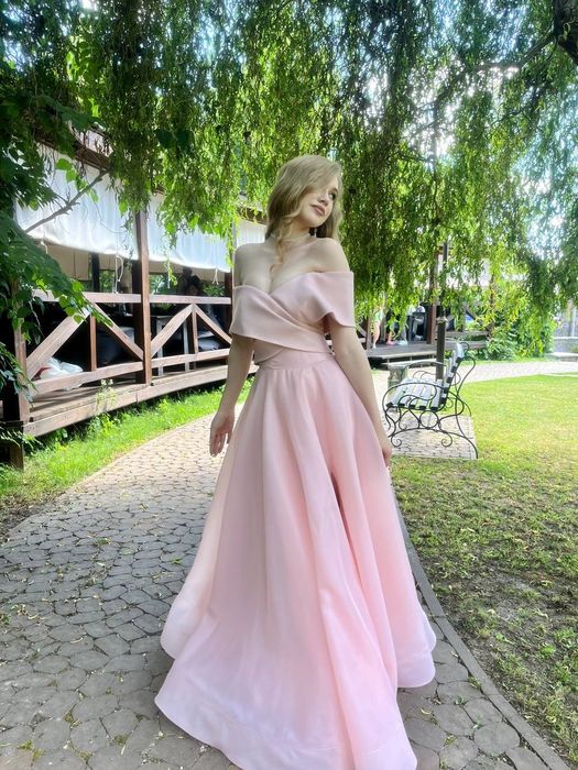 Випускна сукня від anabel.ua