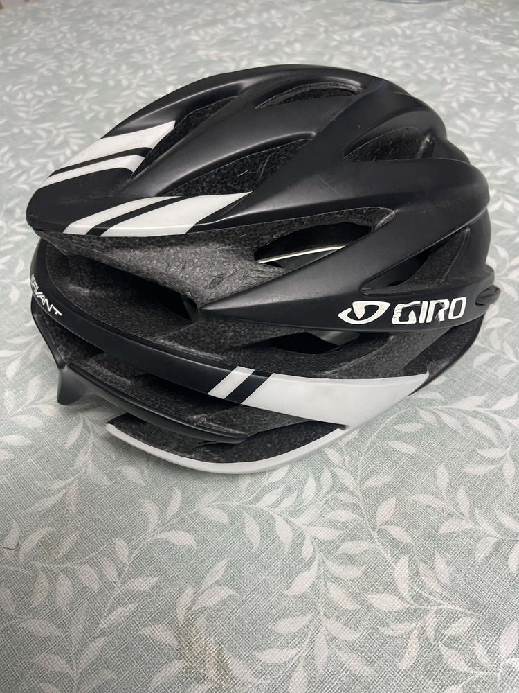 Capacetes bicicleta GIRO