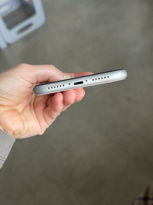 Iphone XR 128gb white епл айфон xr
